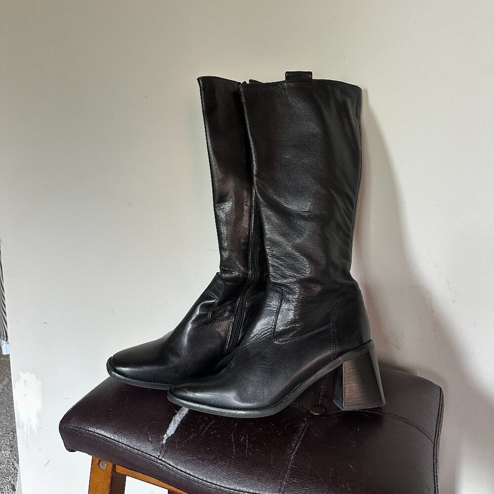 NWOT Italian leather square toe knee-high black boot!